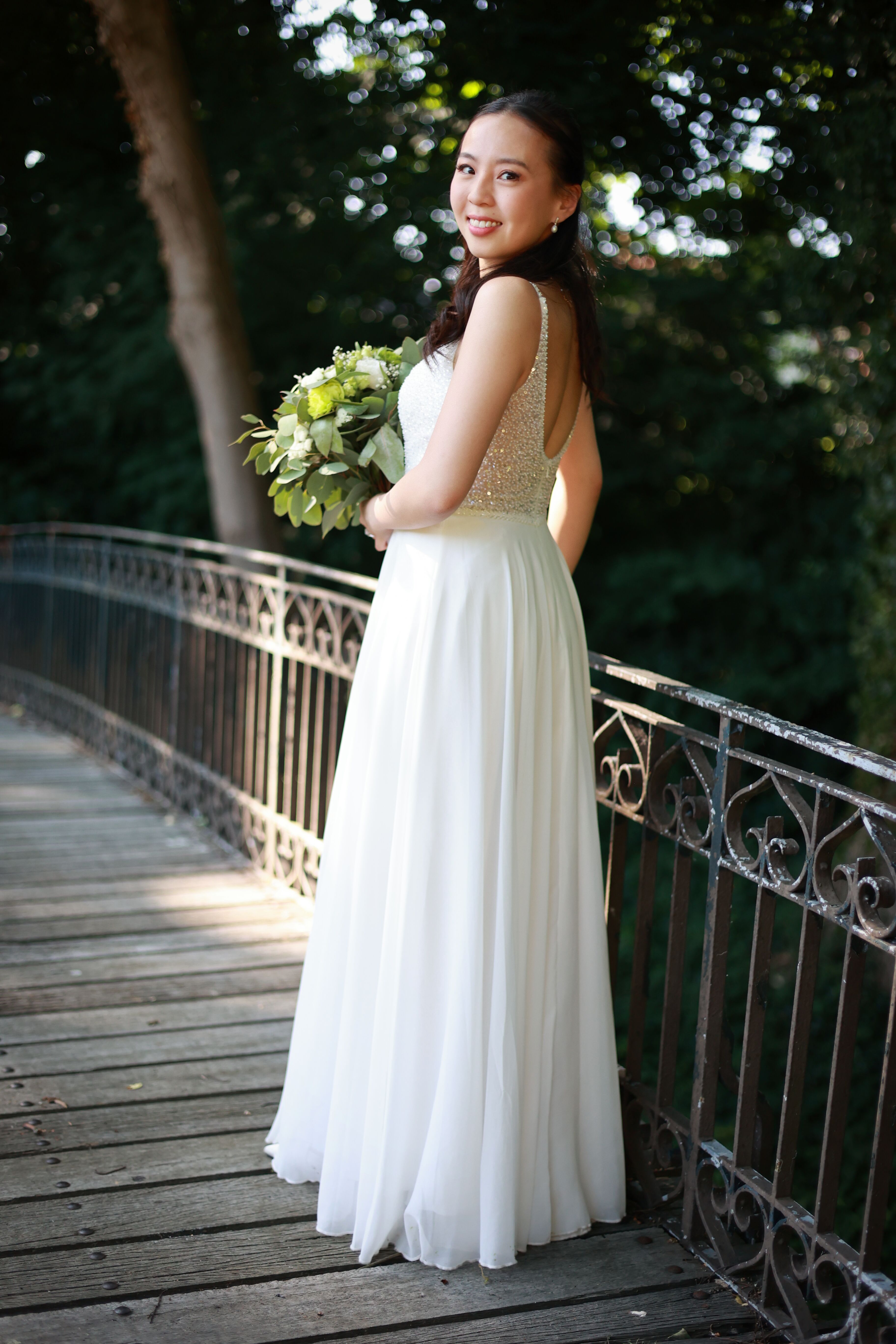 Portrait mariée sur pont